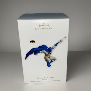 NOSTALGIA👾 Hallmark Keepsake Ornament Batman Takes Flight Batman DC Comics